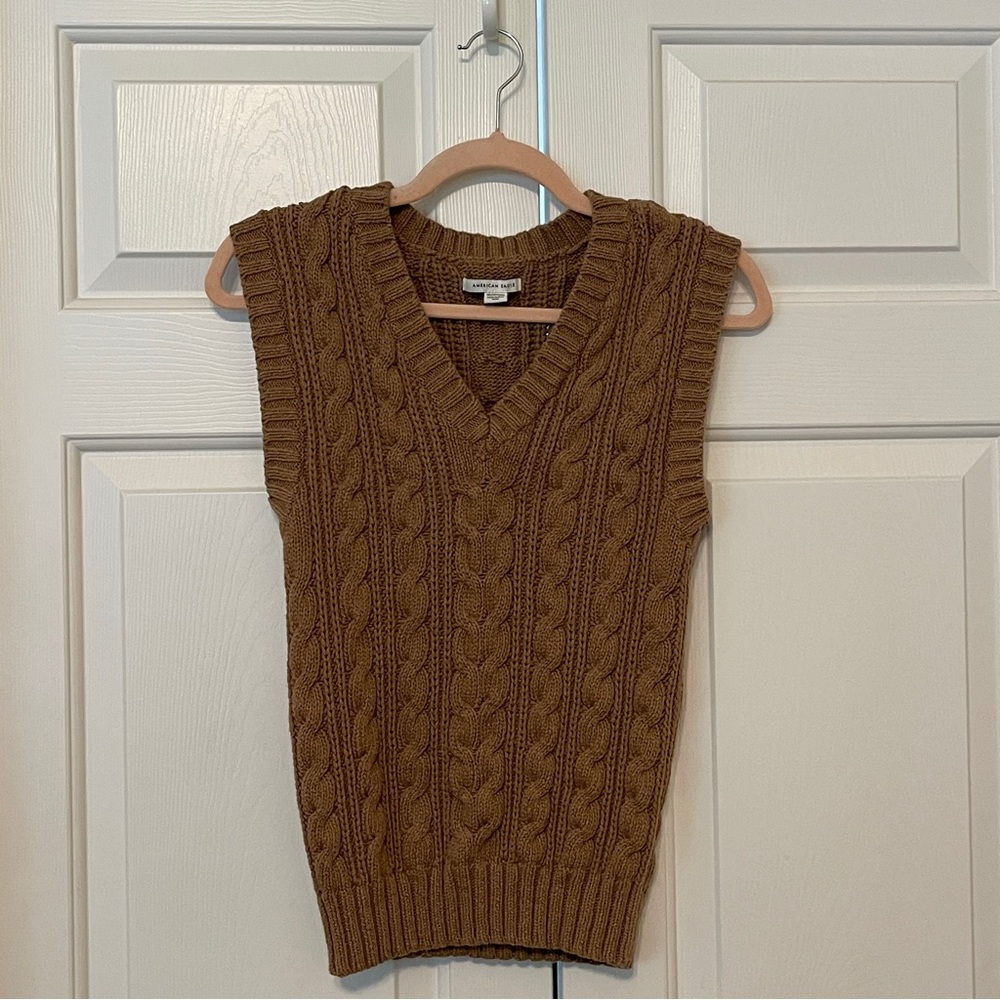 American Eagle Sweater Vest